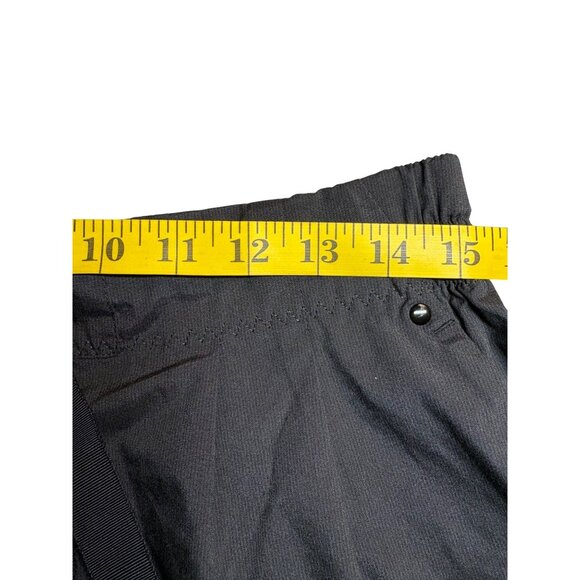 Lululemon High Waisted Rise Women 8 Cuffed Shorts Athleisure Utility - Picture 5 of 7